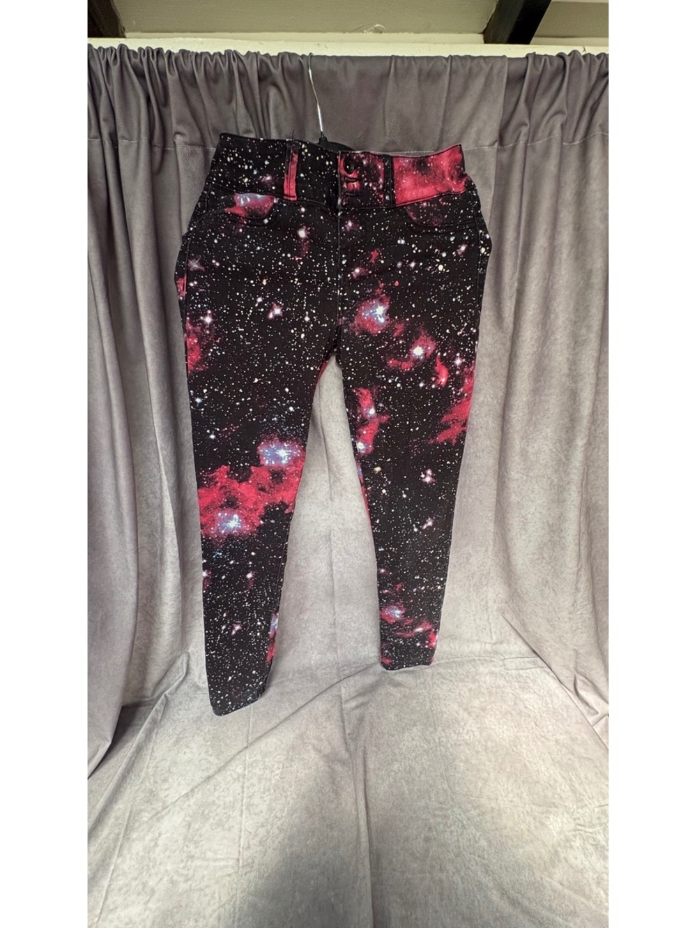 Blackheart Galaxy Print Skinny Jeans Size 7 Black Red Space Cosmic Pants